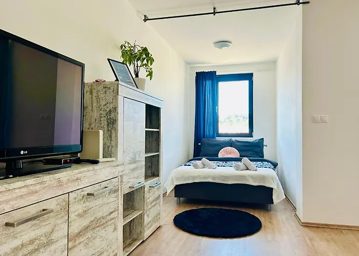 Apartment Happy Blue Downtown Center