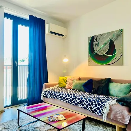 Happy Blue Downtown Center ブラチスラヴァ