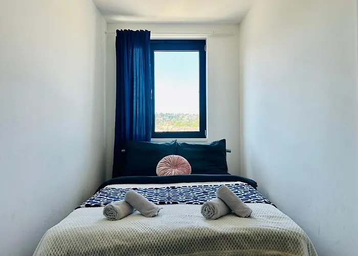 Happy Blue Downtown Center